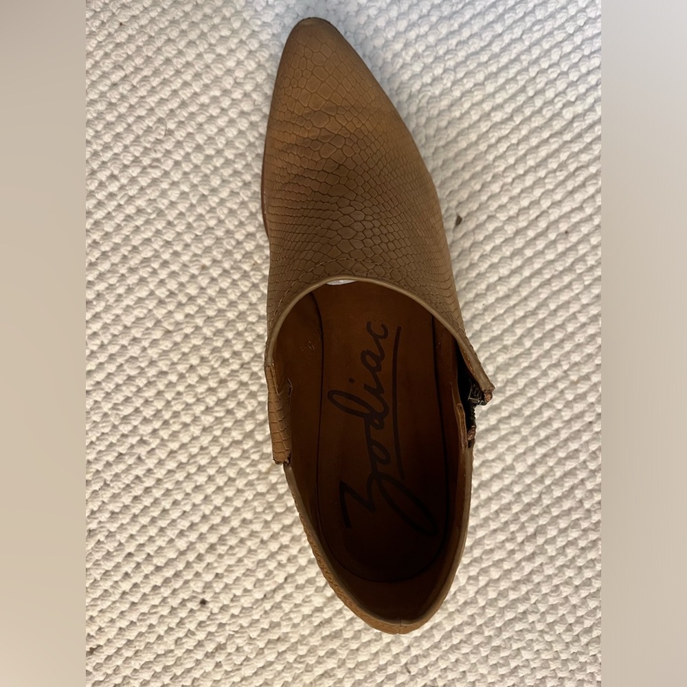 Zodiac Andle Boot - Latte size 8.5 - Picture 3 of 4